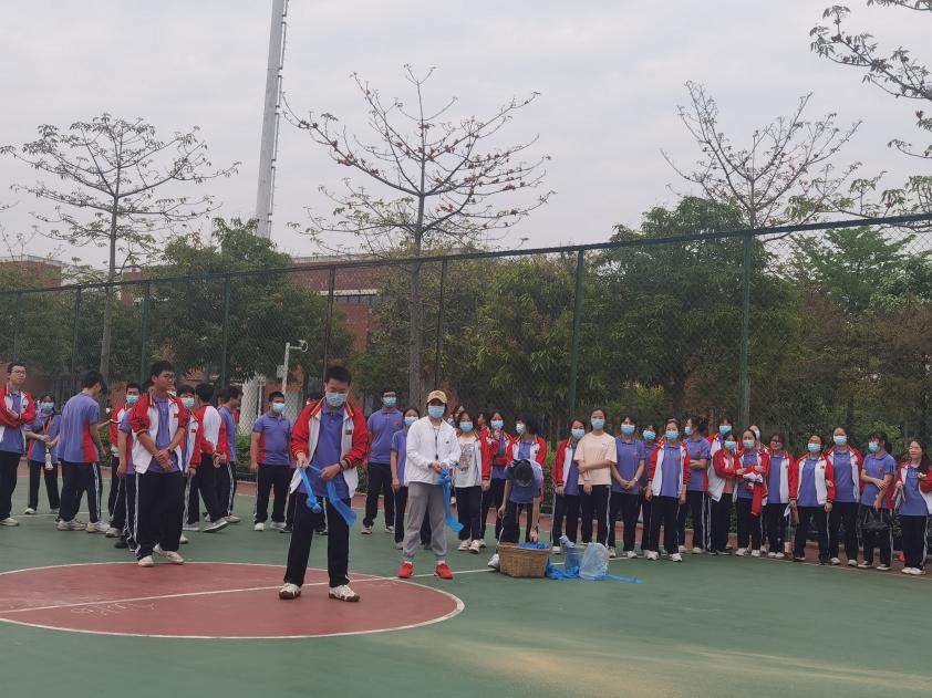 壮族“三月三”抛绣球比赛3