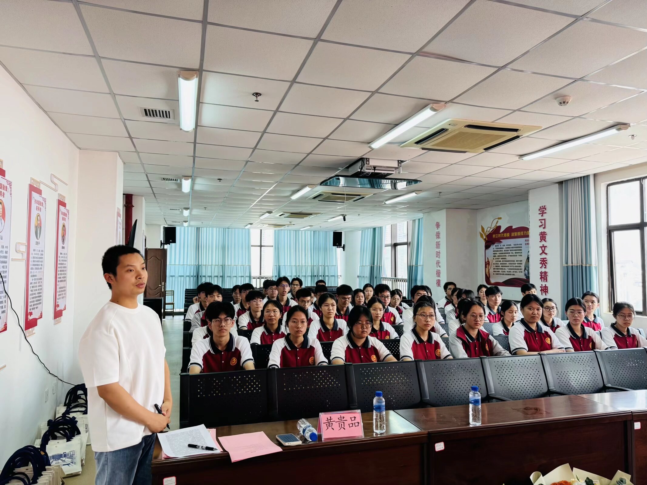 NR8AVjViQ1FBMU1qUTJNelkzT1RFWnNOeHBmZW1vS1EhIQUAcXVuZ3o!