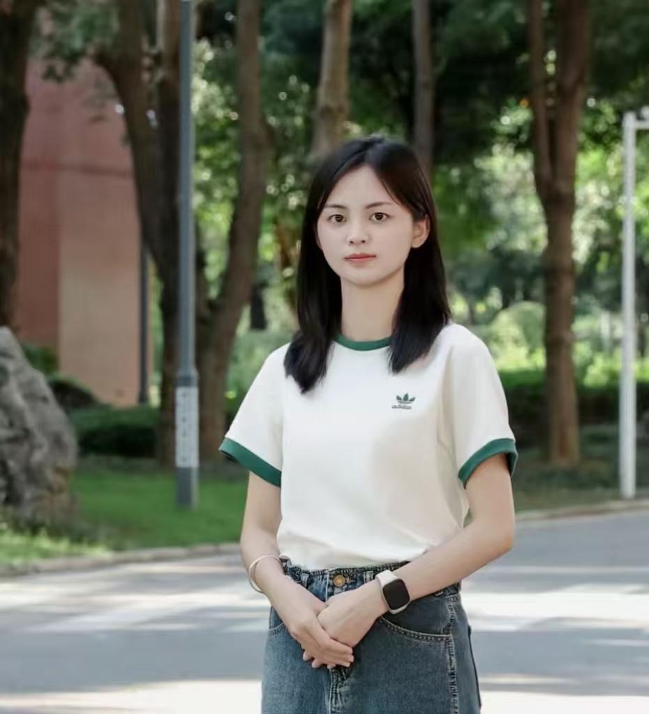 罗丽萍
